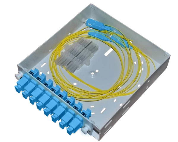 Кросс распределительный настенный КРН, микро, 8, SM, укомплектованный 8 SC/UPC